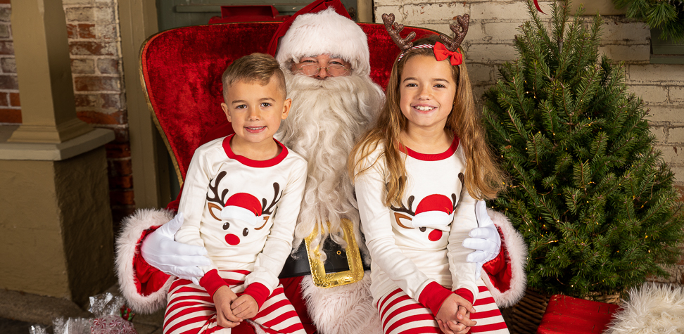 Photos With Santa Outside With Lehigh Valley Photography Studio