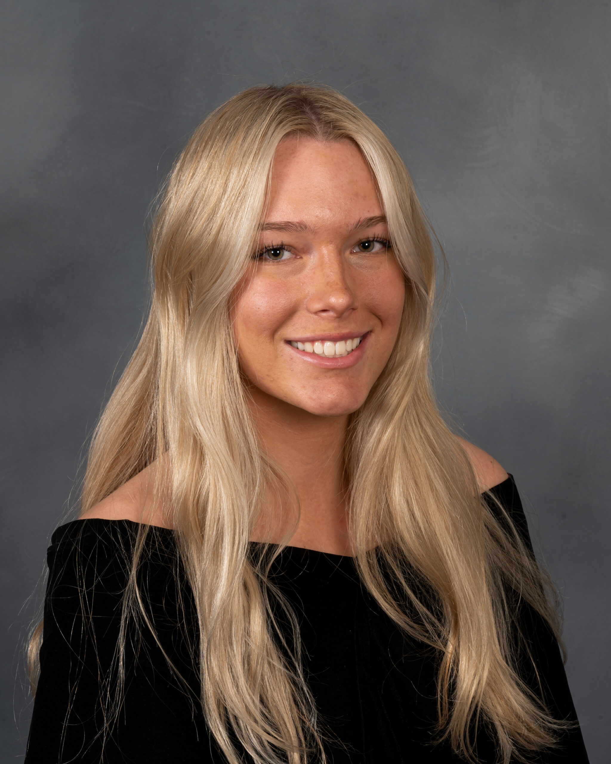 Emmaus-High-School-Senior-Portrait-YB-Photo-1