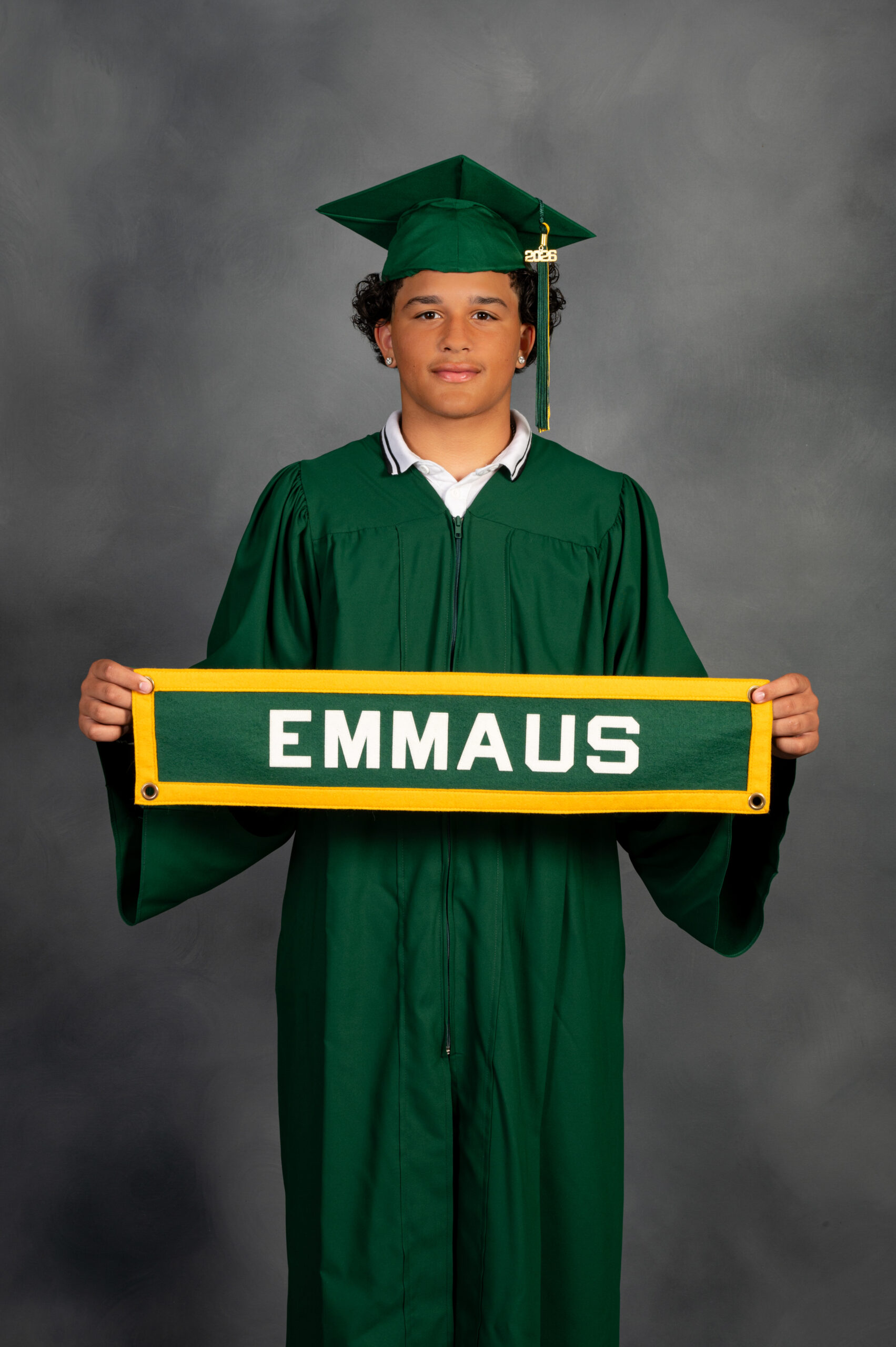Lehigh-Valley-Senior-Photographer-Cap-and-Gown-2