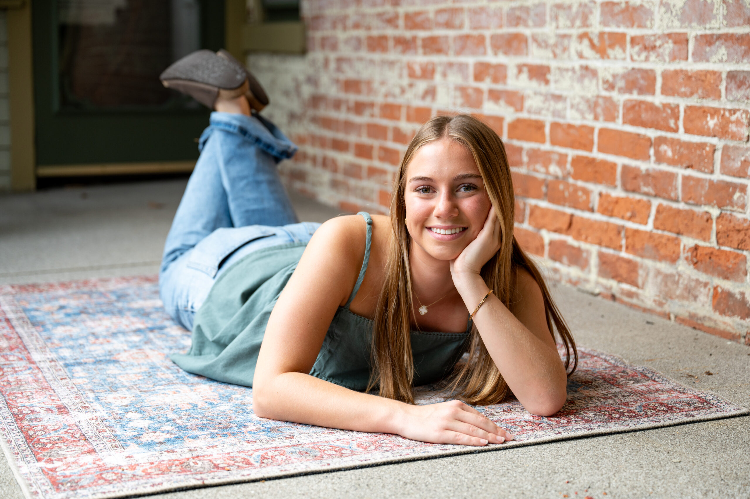 Lehigh-Valley-Senior-Portraits-Outdoor-Casual-2